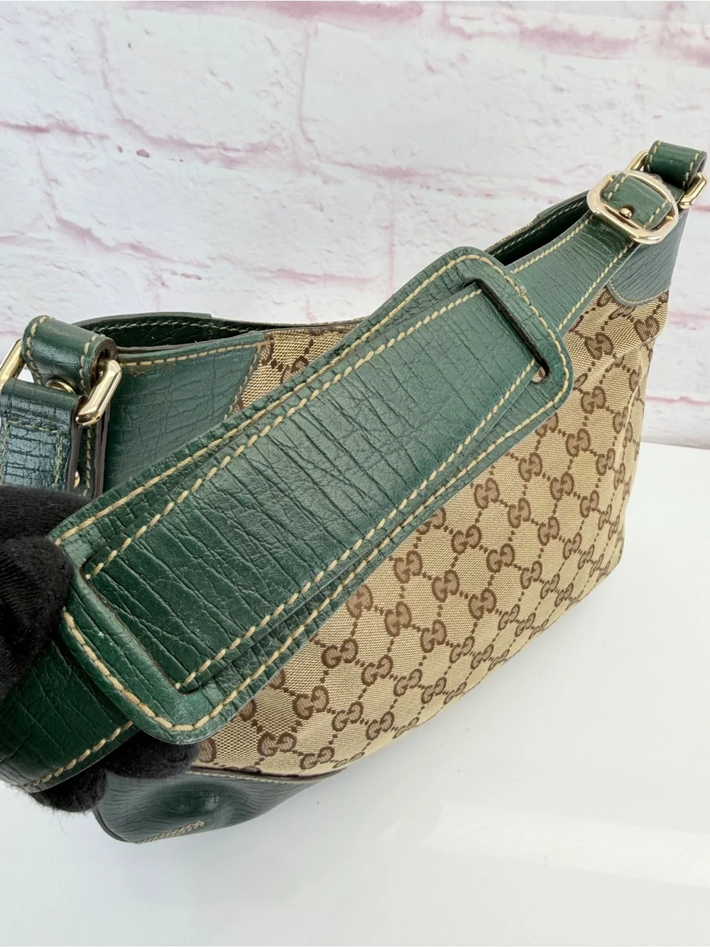 Gucci Beige/Ebony GG Canvas Green Leather Horsebit Hobo Bag